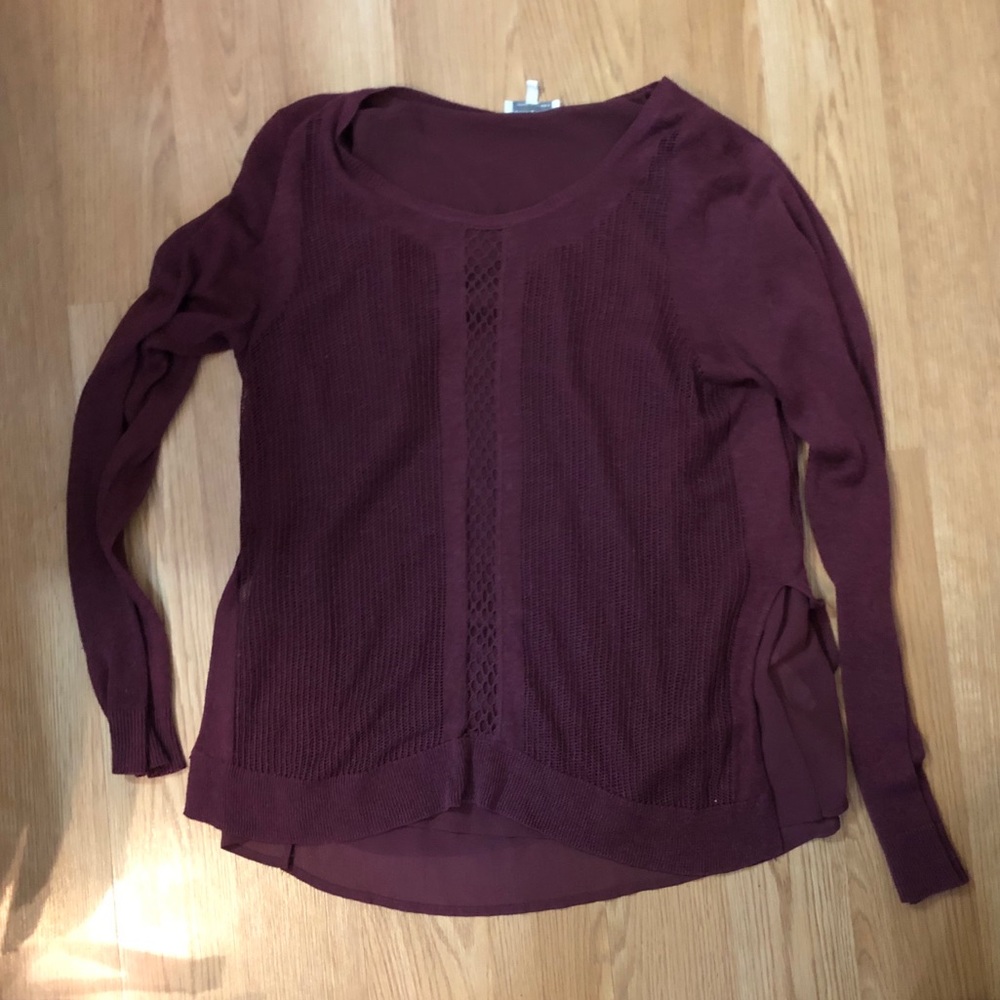 Maroon sweater